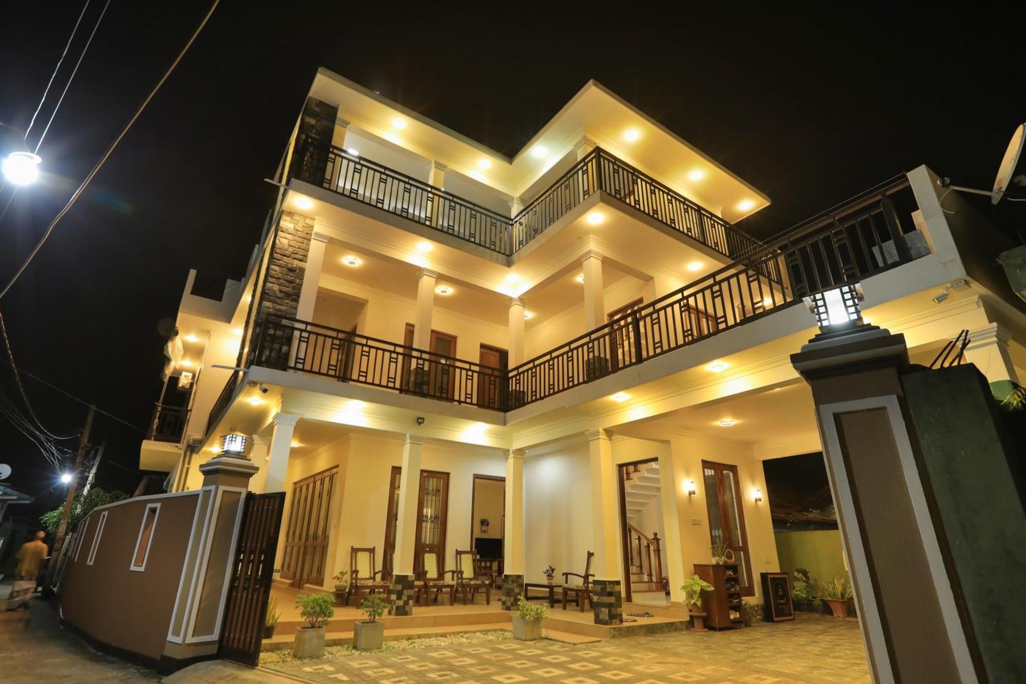 D Marit Motel Negombo Exterior foto